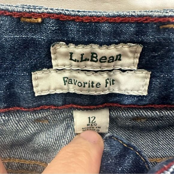 L.L Bean size 12 Favorite Fit Jeans - Picture 4 of 6
